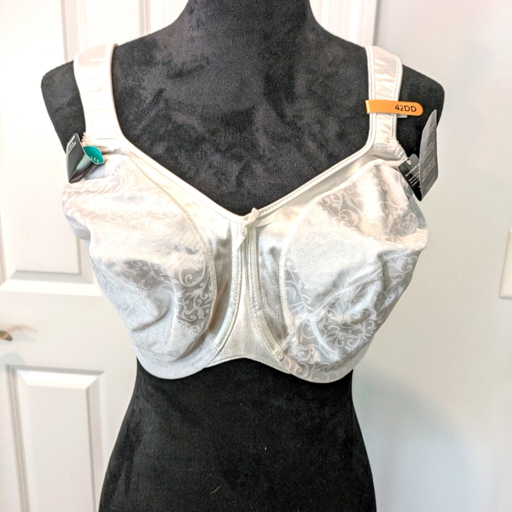 Women's Size 42 DD Bra New
